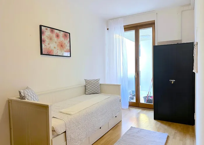 Spacious 3-bedroom With Balcony & Free Parking *